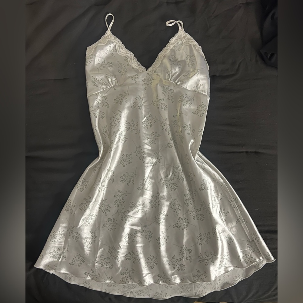 Lace Satin Minidress with Bustier detail🎀